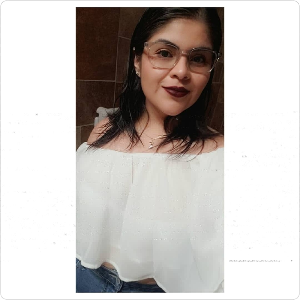 Meet your Posher, Alondra